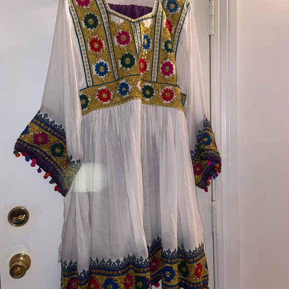 Afghani dress - Picture 3 of 6